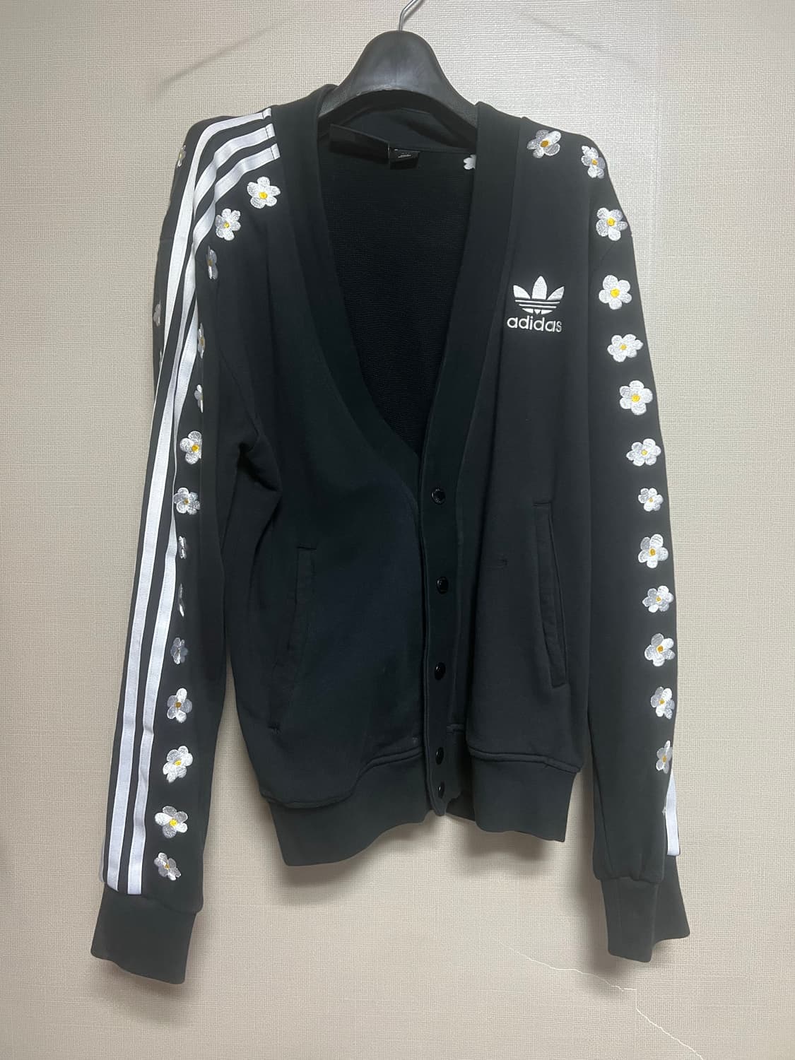 Adidas 퍼렐 윌리엄스 가디건 플라워 슬리브 상품이미지4