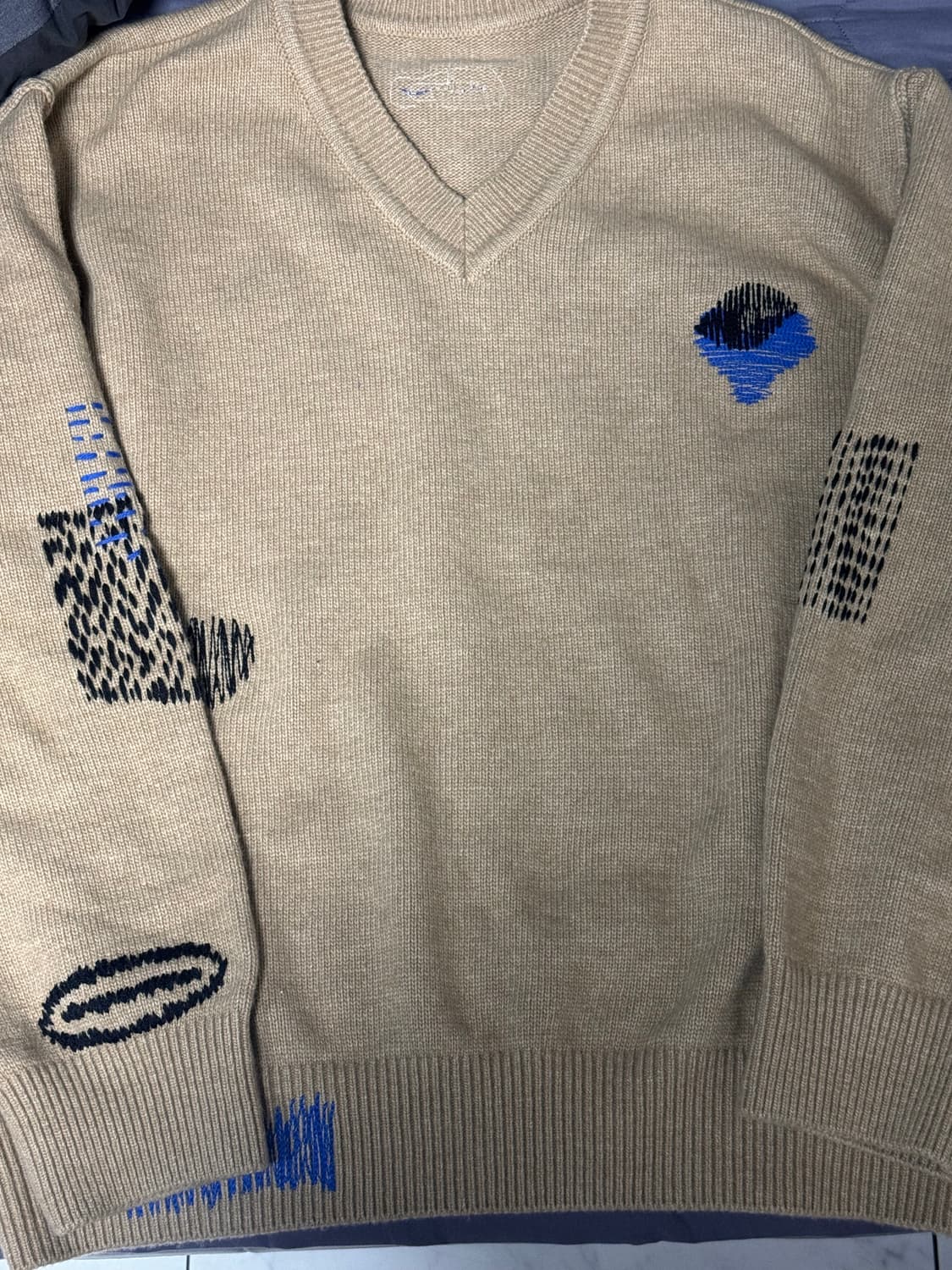 (판매) 아더에러 Sewing 니트 A2 상품이미지1