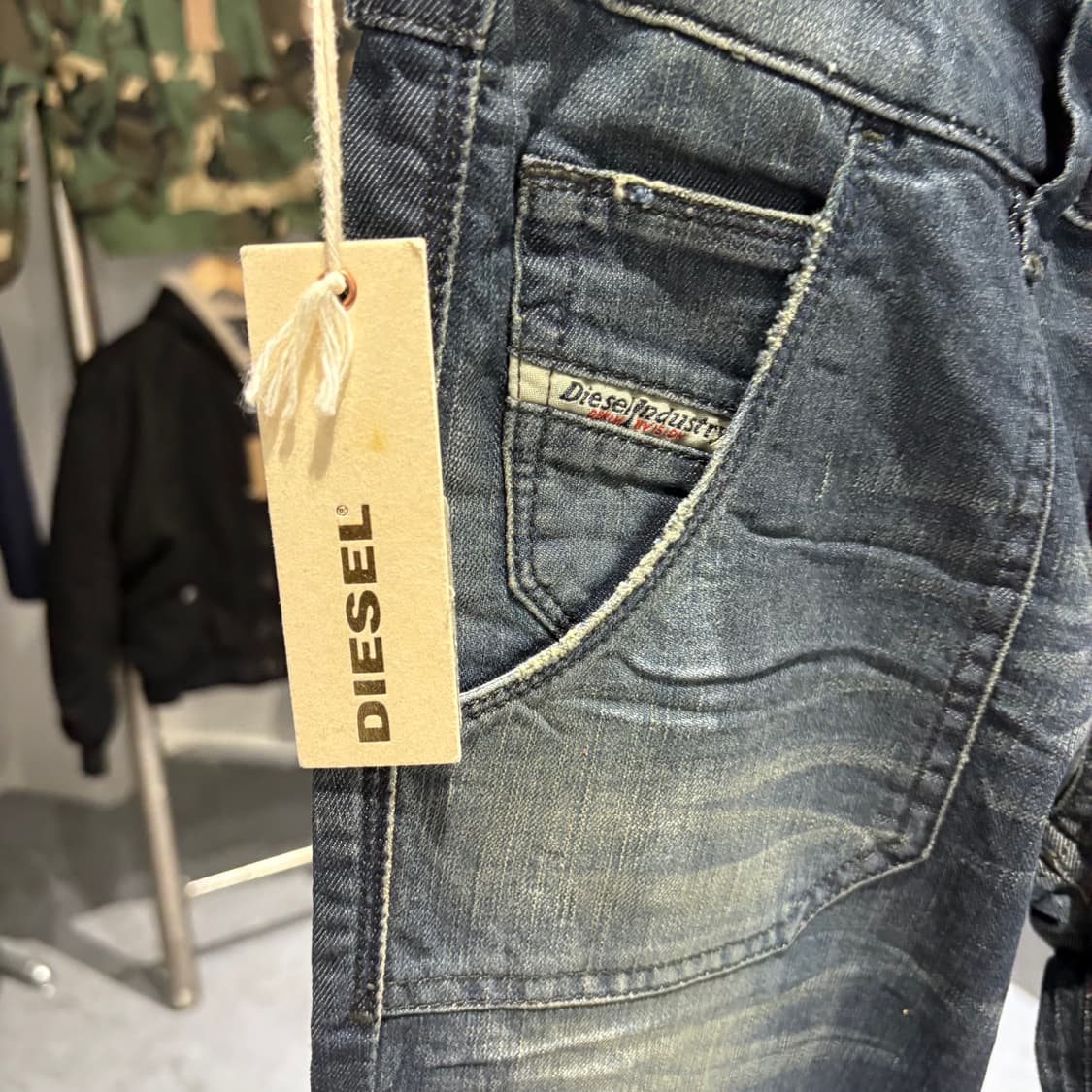 디젤 진 월키 데님청팬츠  상품이미지2