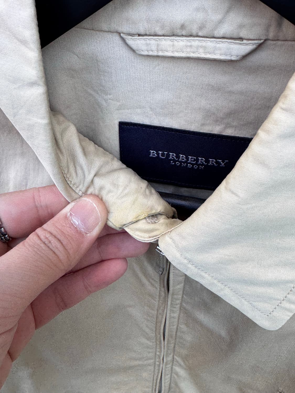 버버리 런던 아이보리 해링턴 자켓  상품이미지9