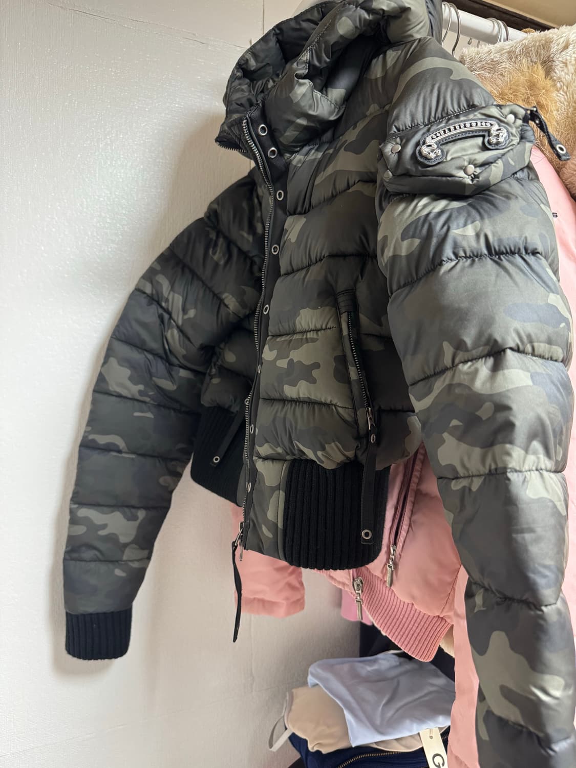 배드블러드 카모 패딩 S 급전!!! 상품이미지2