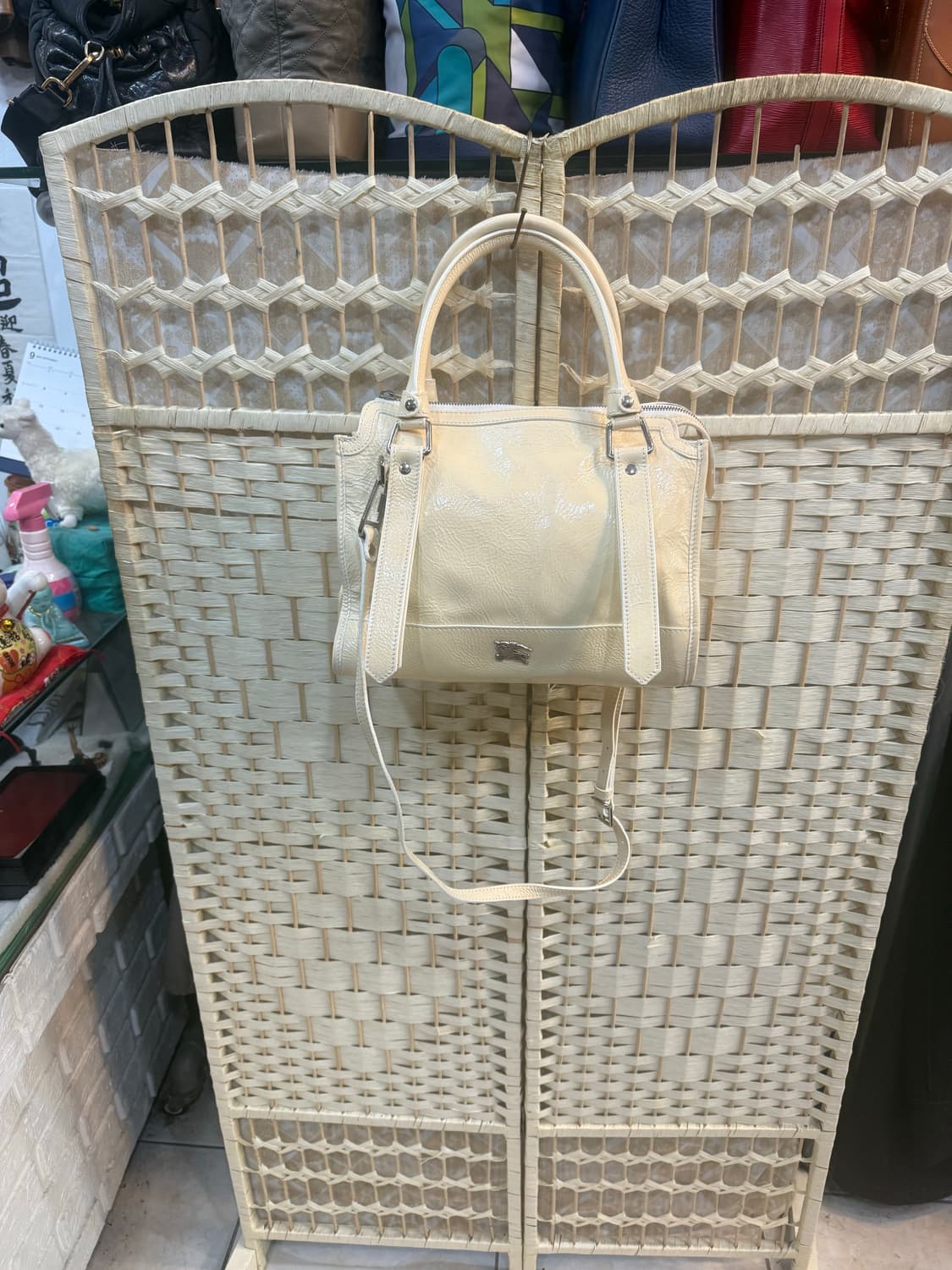 정품 버버리 2way백 팝니다 상품이미지1