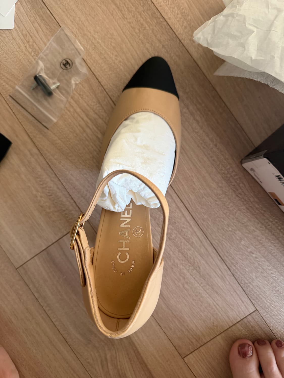 샤넬 클래식 투톤 베이지 블랙 샌들  상품이미지2