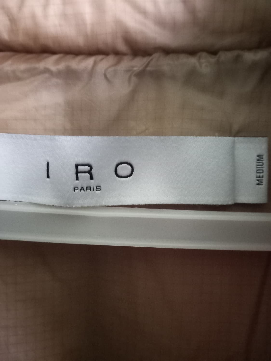 이로 초경량숏패딩 m 상품이미지3