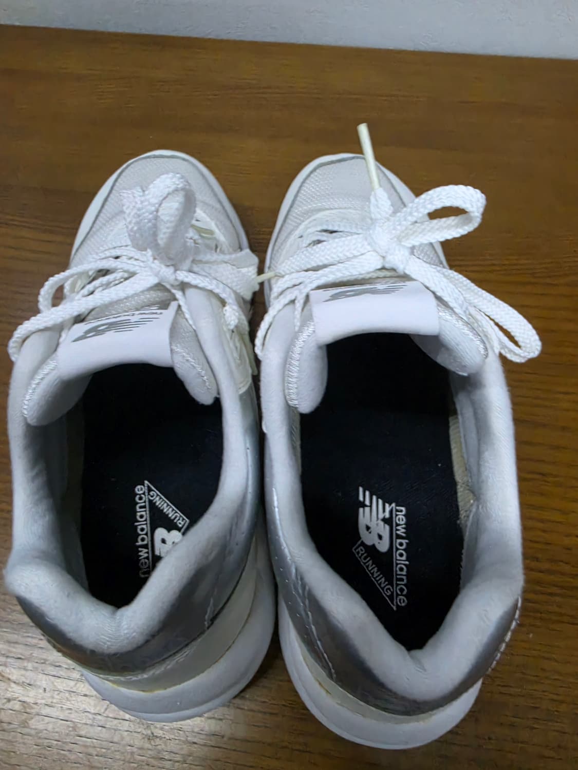 뉴발란스 580 올화이트 운동화 상품이미지6