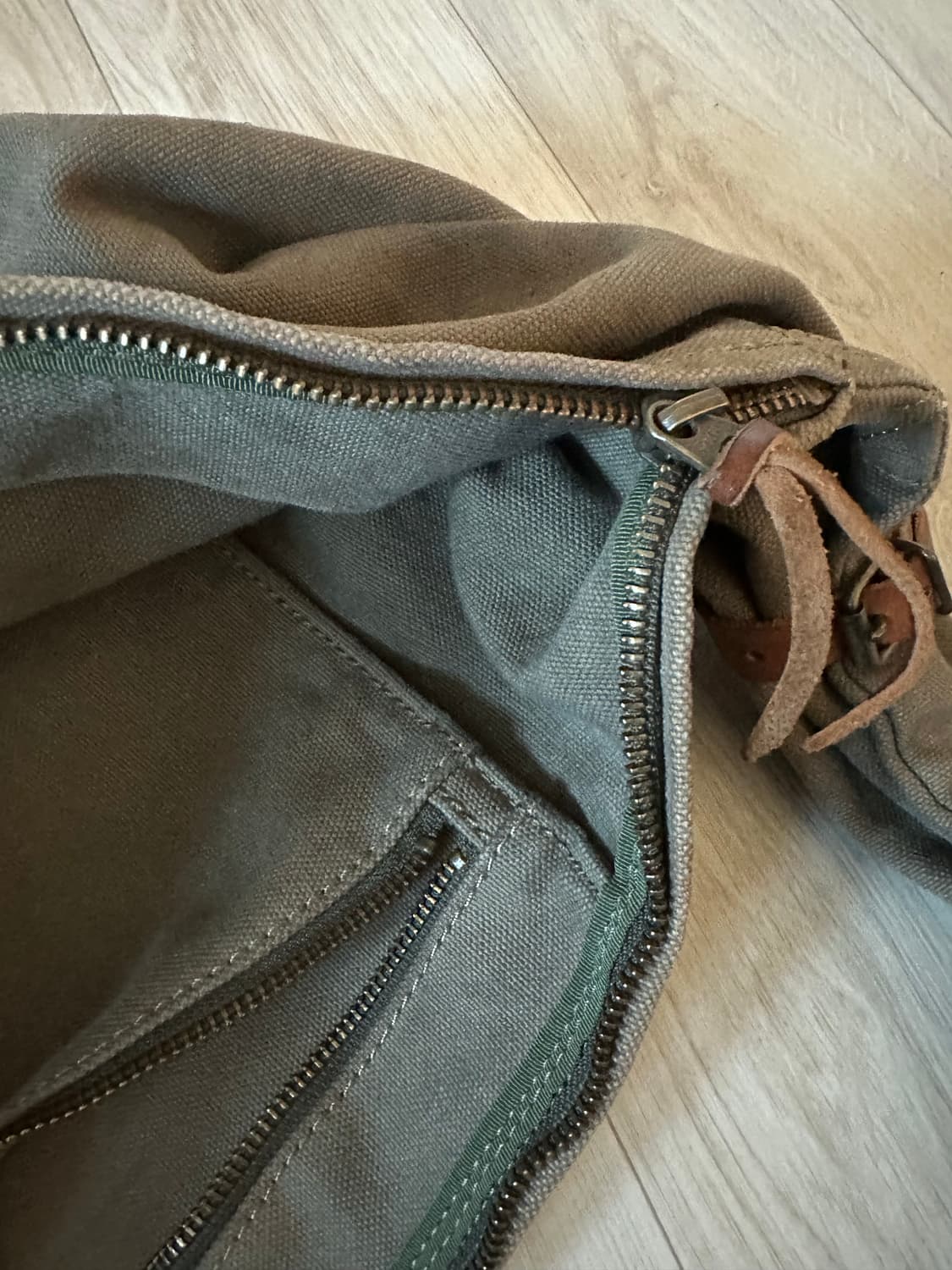 캐피탈 No.6 캔버스 스너프킨 라지 백 상품이미지10