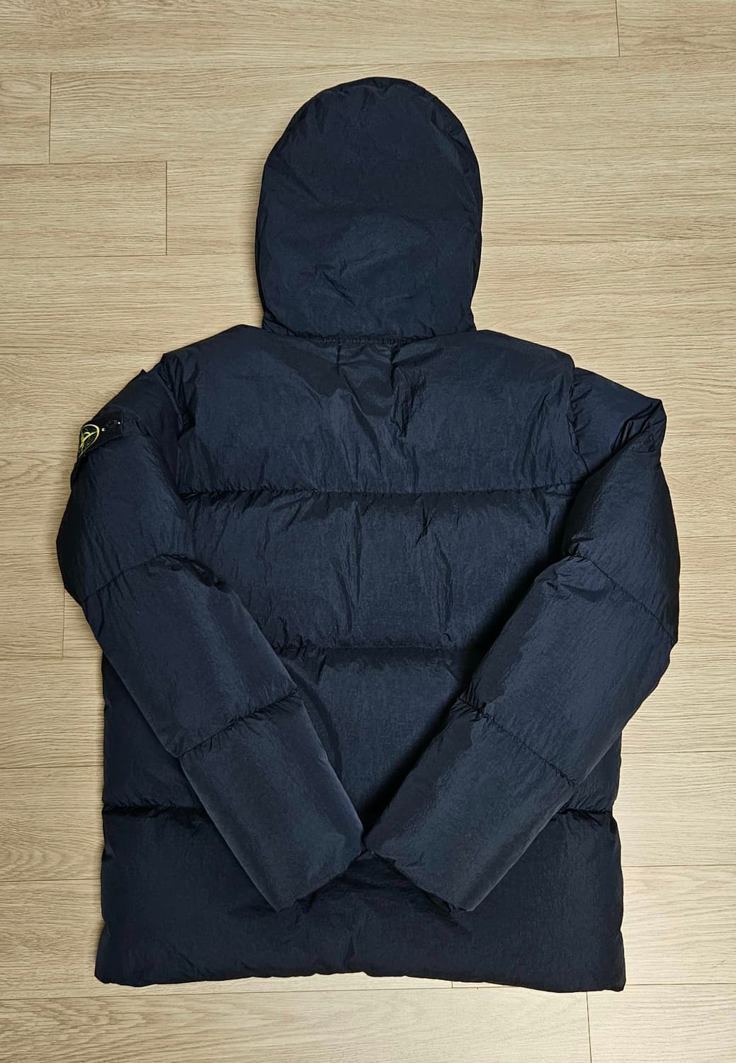 (정품)21FW 스톤아일랜드 크링클랩스 후드 M(100) 상태 특A 상품이미지3