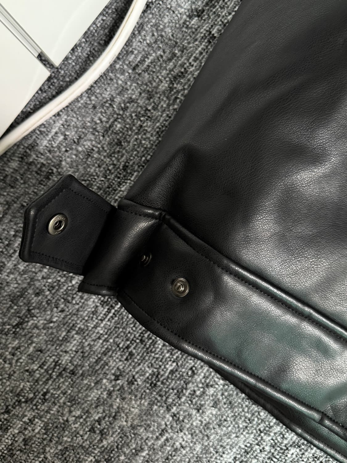 문선 비건 레더 구스다운 블루종 자켓 m사이즈 상품이미지8