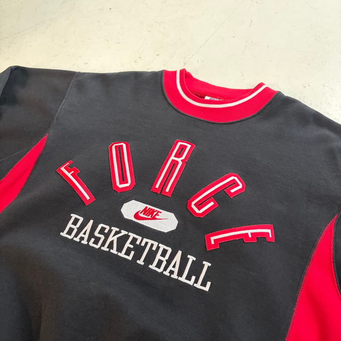 90s 나이키 FORCE Basketball 빈티지 스웻셔츠 M 상품이미지4