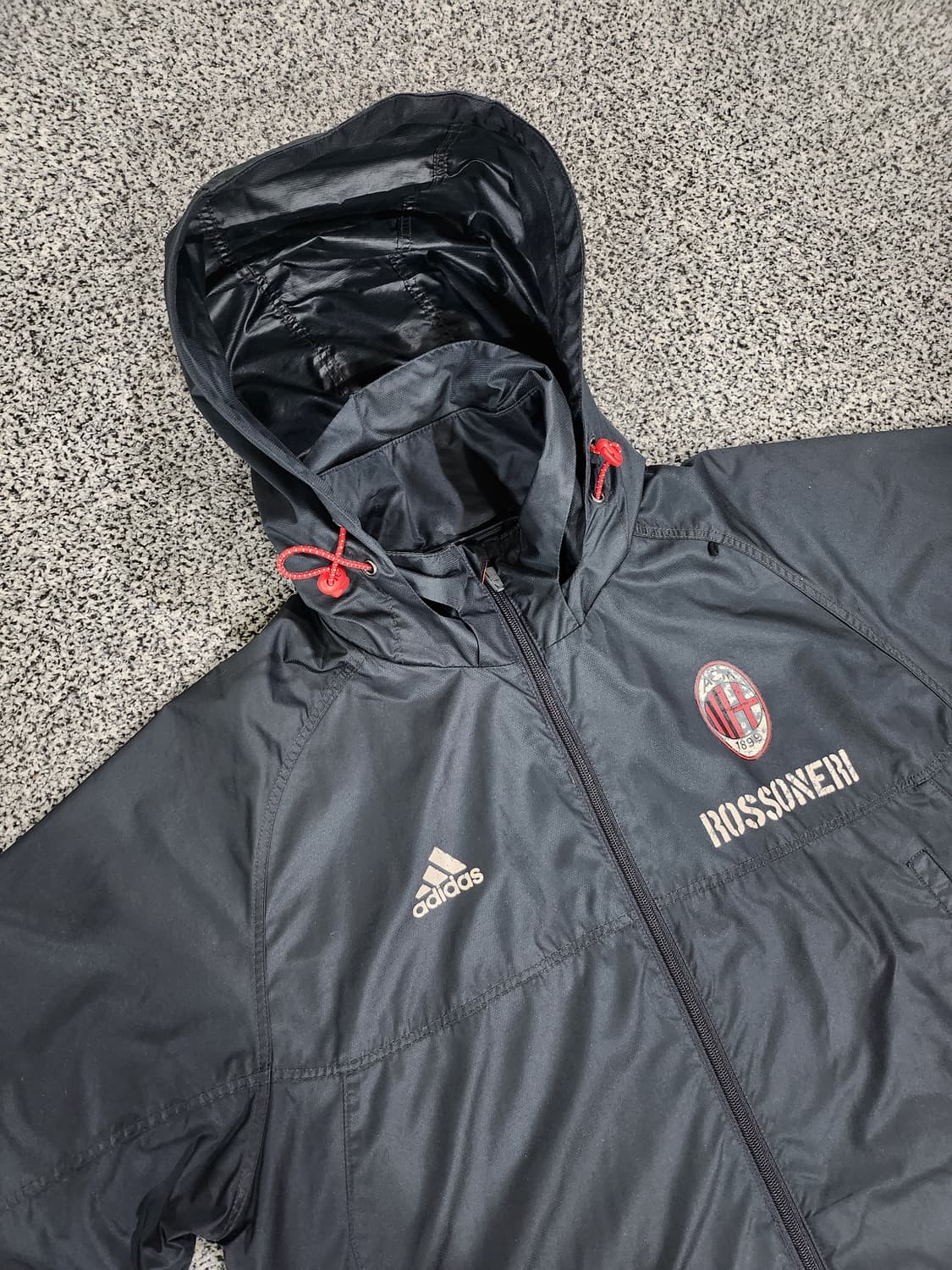 //아디다스 AC 밀란 '로쏘네리' 바람막이 L 상품이미지3