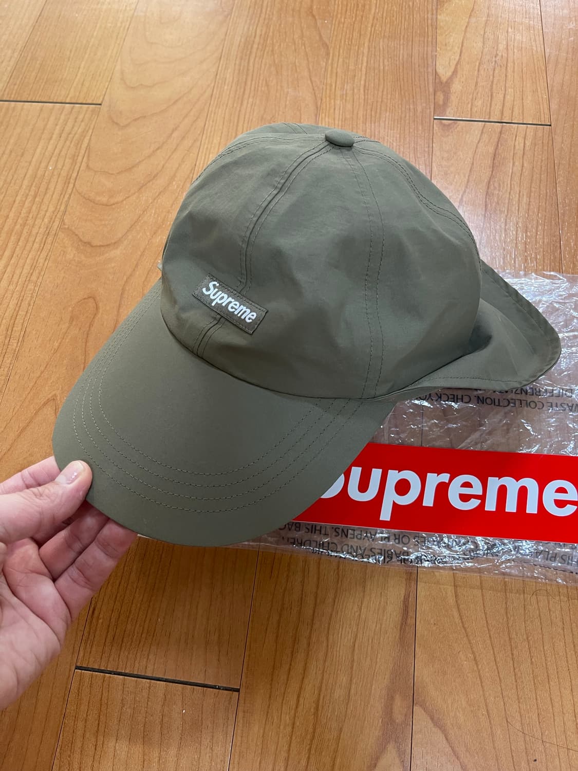 슈프림 23SS 고어텍스 선쉴드 햇 상품이미지5