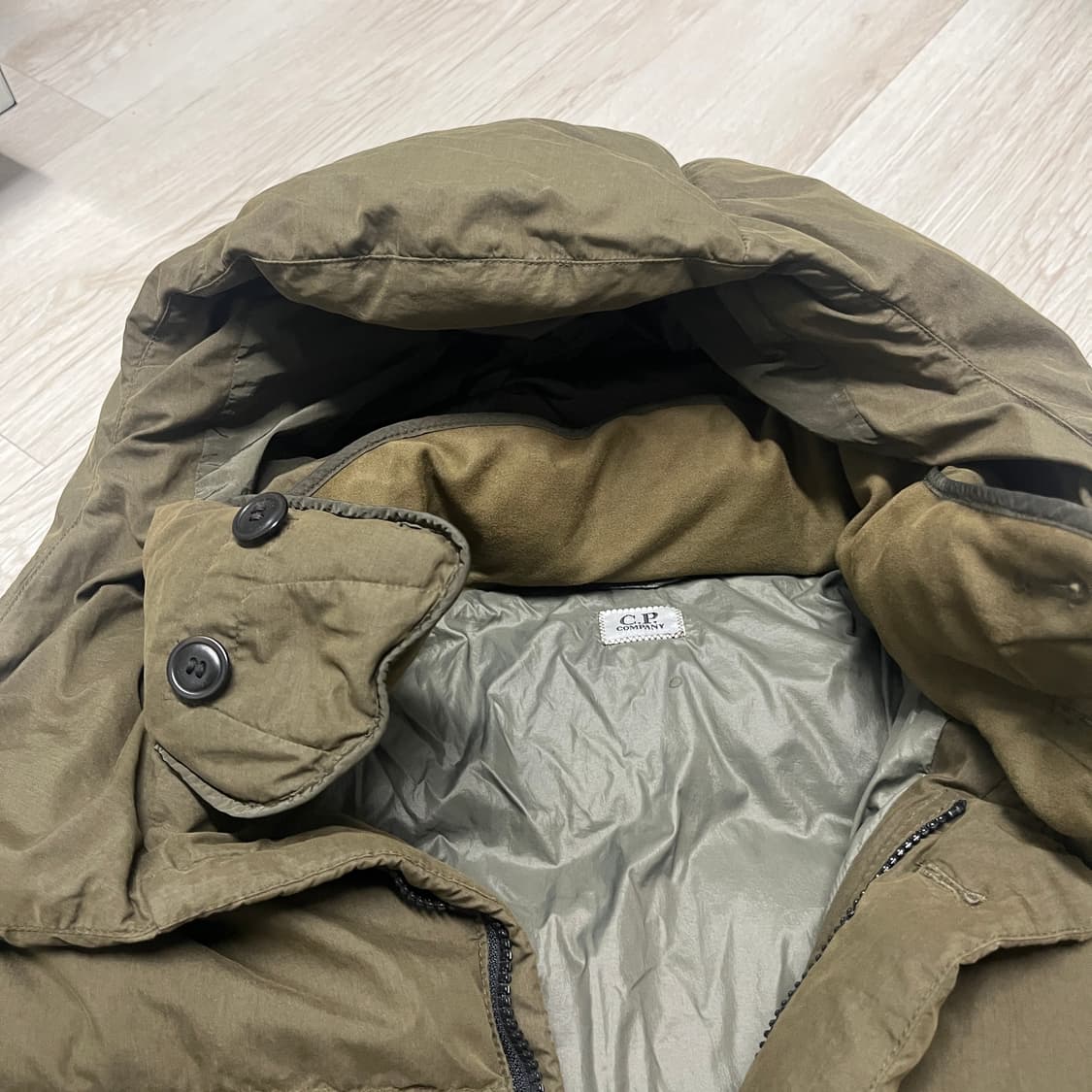 CP 컴퍼니 50fili 다운 자켓 52사이즈 상품이미지2