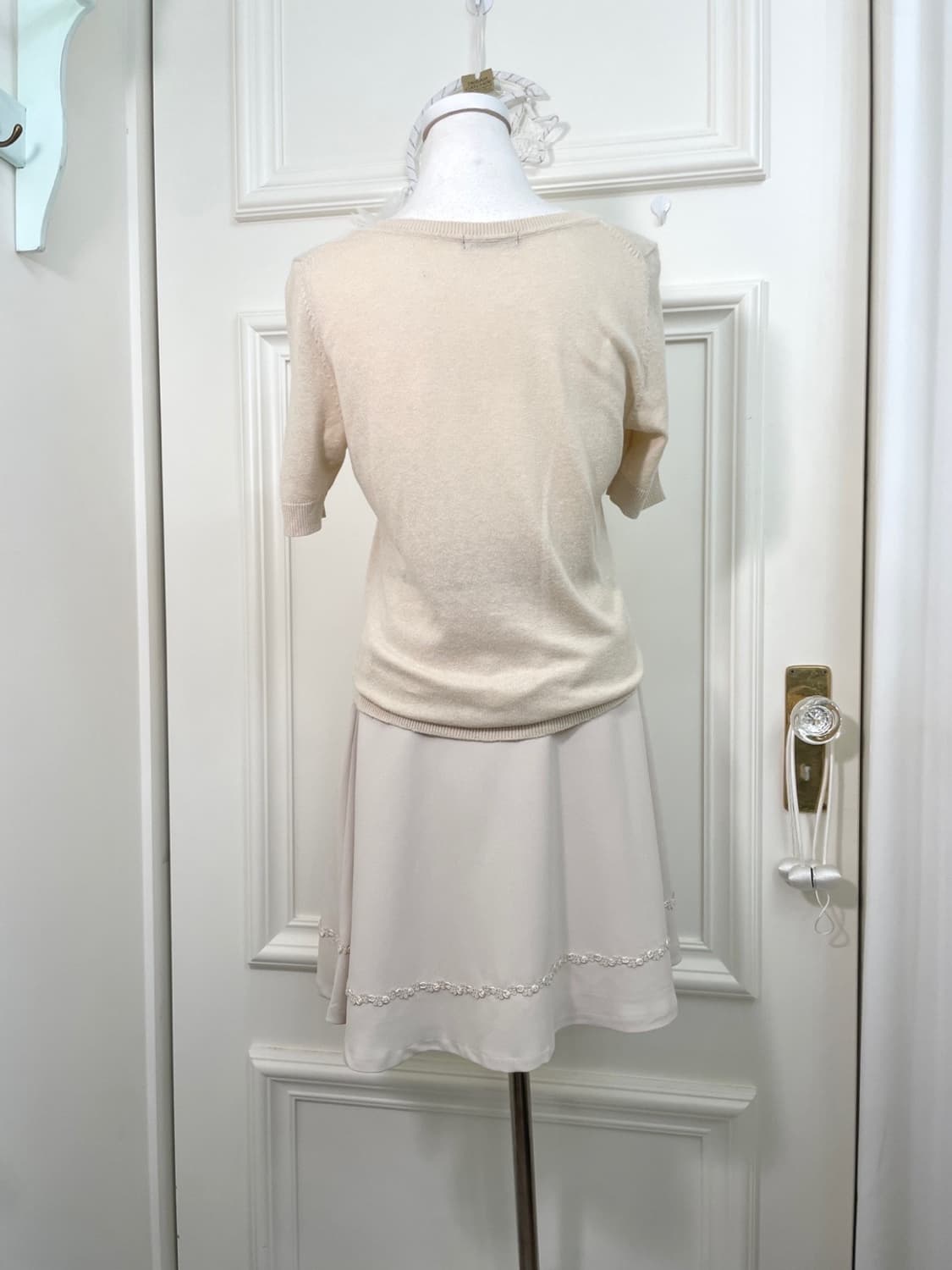 beigeivory brown line bow point midi sk 상품이미지10