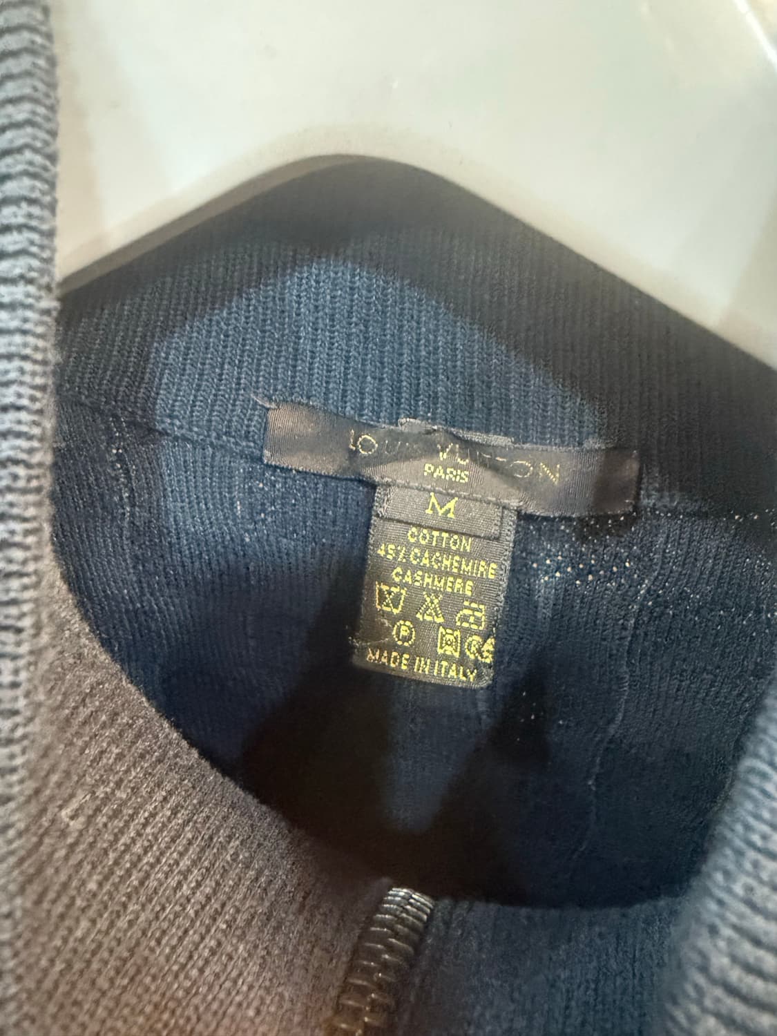 100 정품 루이비통 다미에 캐시혼방 집업 팝니다 상품이미지2