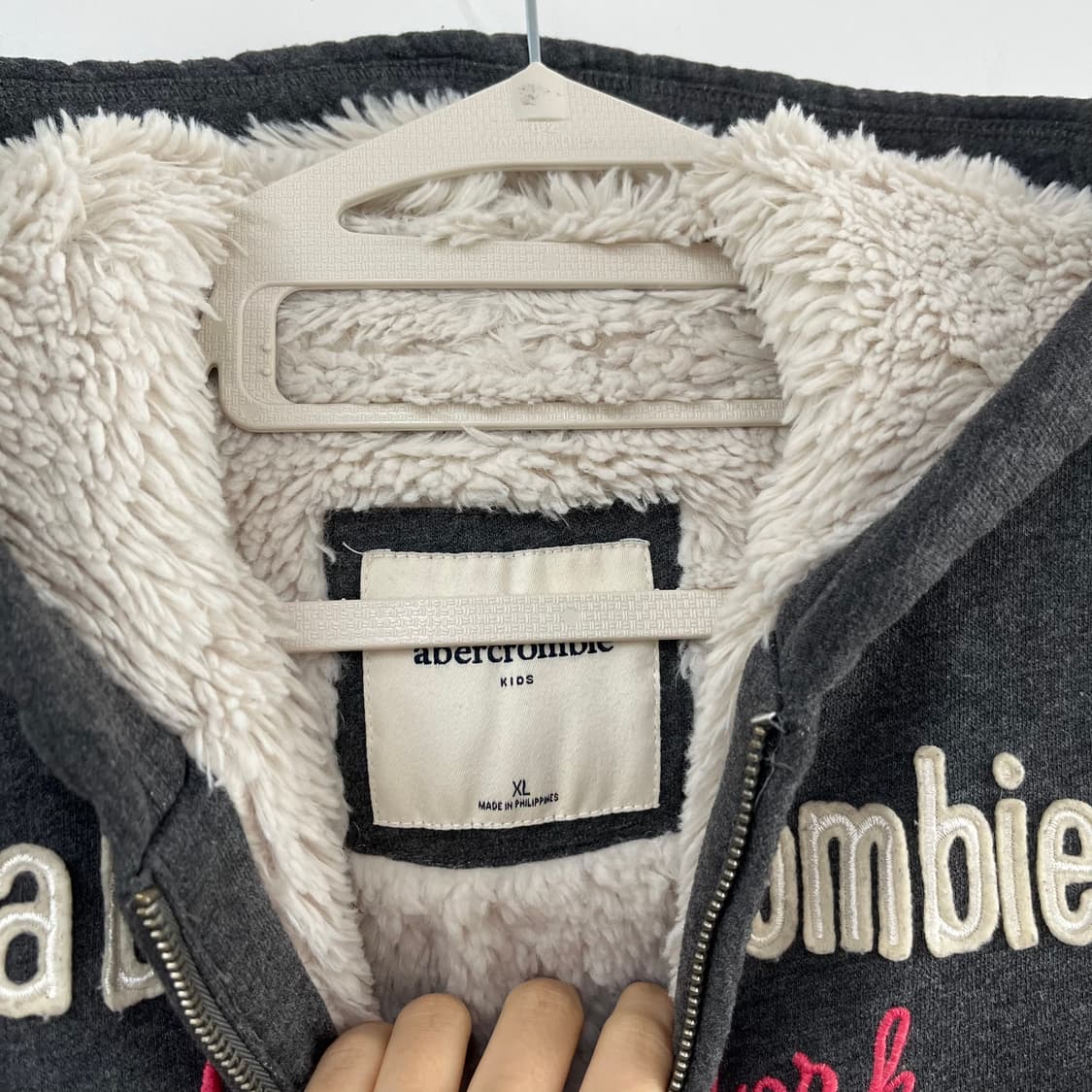 아베크롬비 딱붙핏 양털안감 그레이 후드집업 상품이미지7