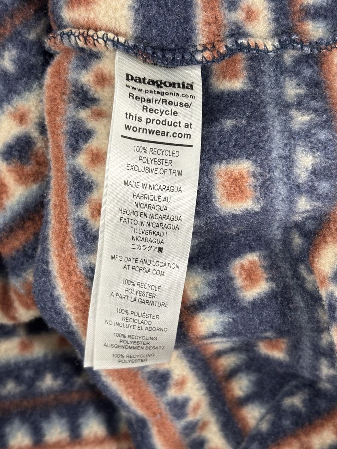 14FW 파타고니아 신칠라 스냅-티 플리스 아즈텍 패턴 상품이미지5