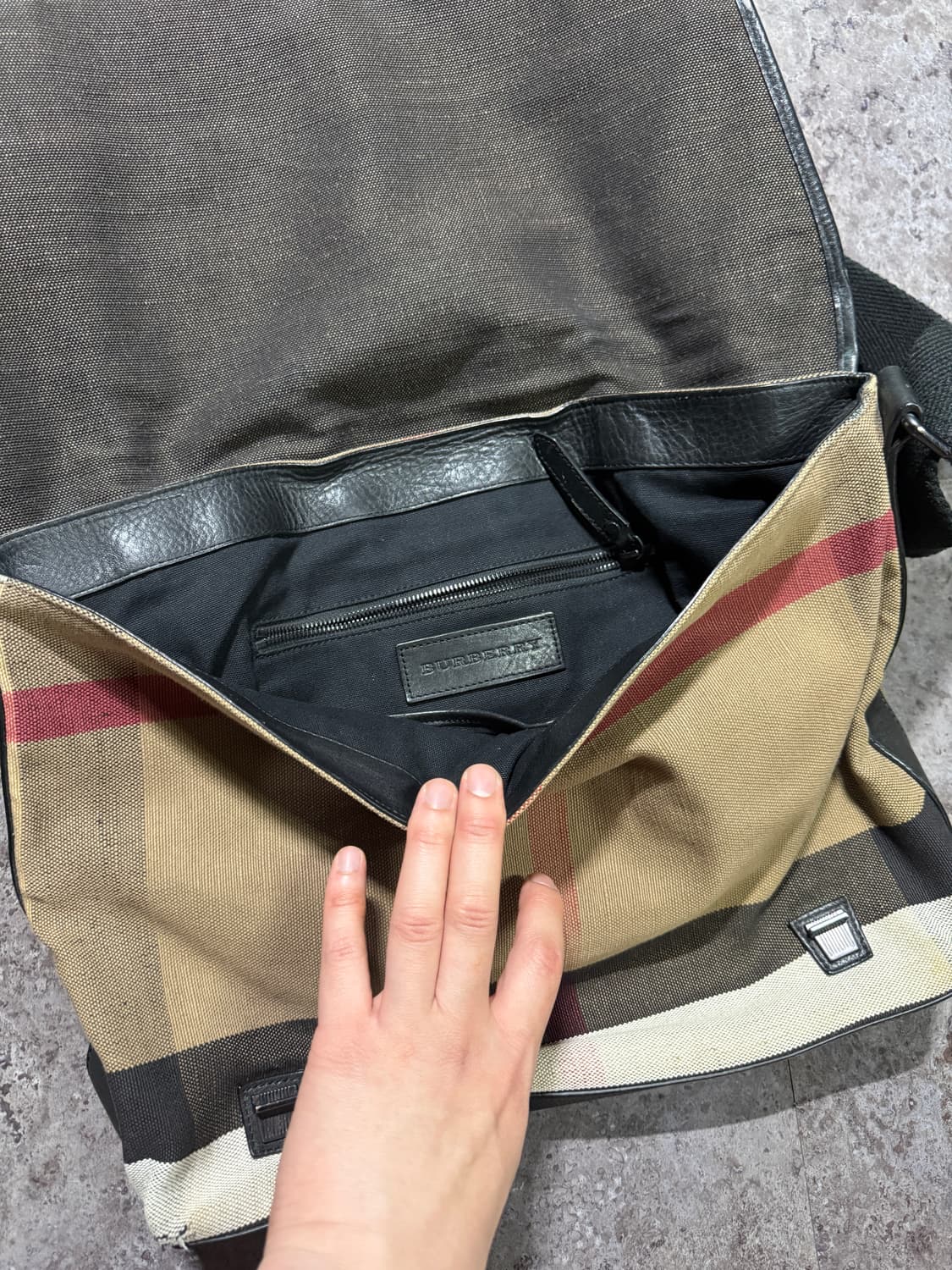 버버리 크로스백 숄더백 상품이미지9