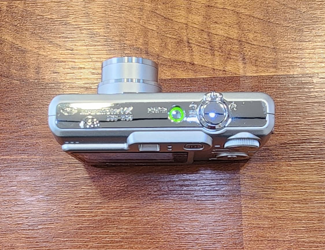 소니 사이버샷 DSC-W35 실버 디지털 카메라 판매합니다. 상품이미지6