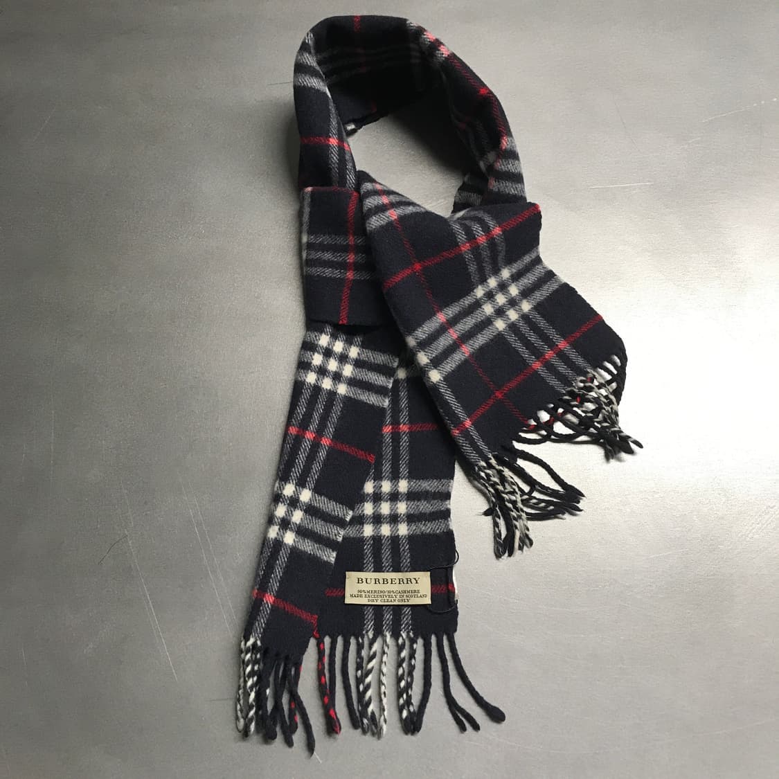 버버리 정품 메리노/캐시미어 머플러 네이비 상품이미지4