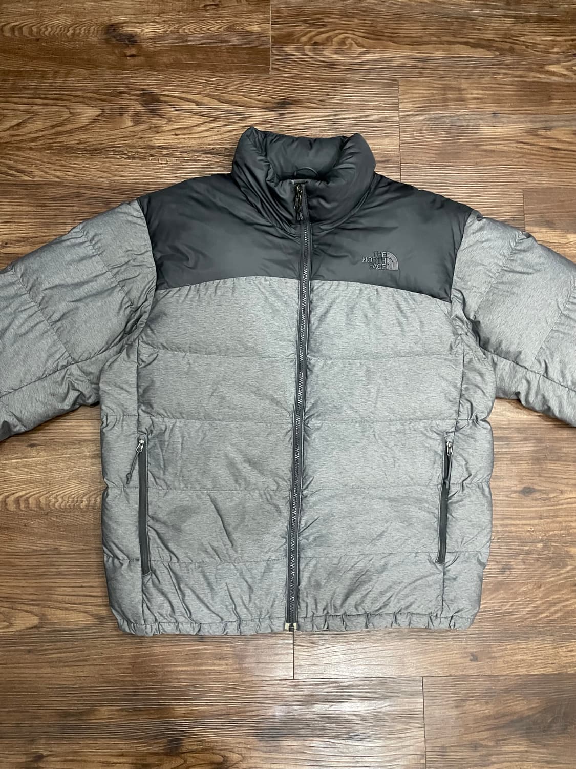 노스페이스 700 눕시 구스다운 푸퍼 패딩 그레이 상품이미지3