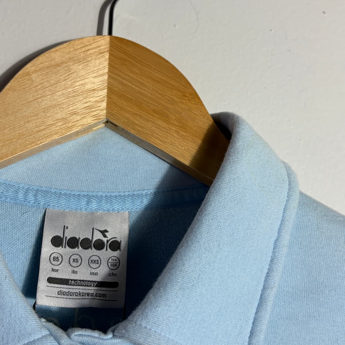 디아도라 스카이블루 카라 맨투맨 (무료배송) 상품이미지2