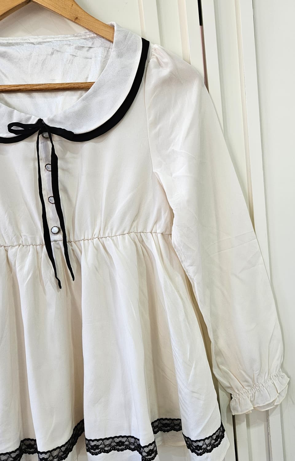 (Tralala) 배색카라 리본 블라우스 상품이미지4