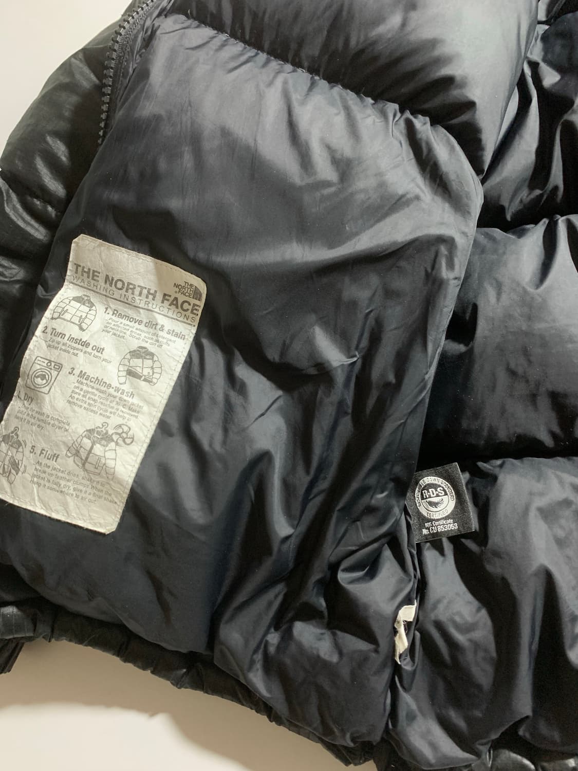 노스페이스 눕시 블랙 패딩 상품이미지5