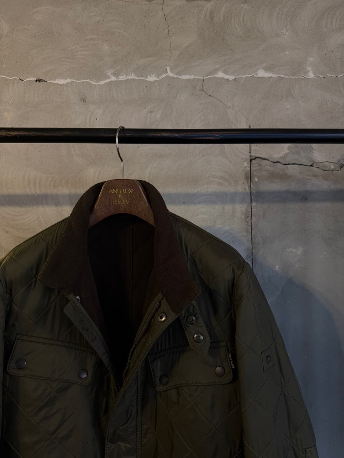 바버 인터내셔널 퀼팅자켓 남성100 상품이미지2