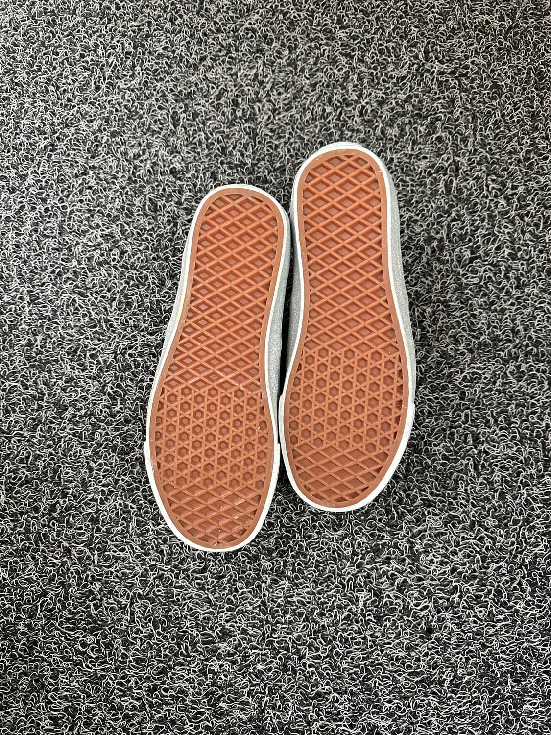 반스 어센틱 글리터 실버 스니커즈 245mm 상품이미지4