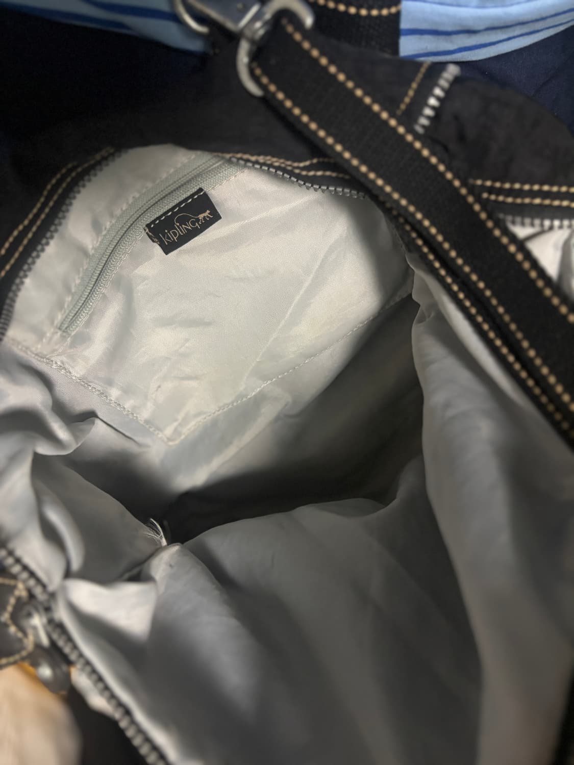 키플링 블랙 여행용 보스턴 가방 크로스백 상품이미지4