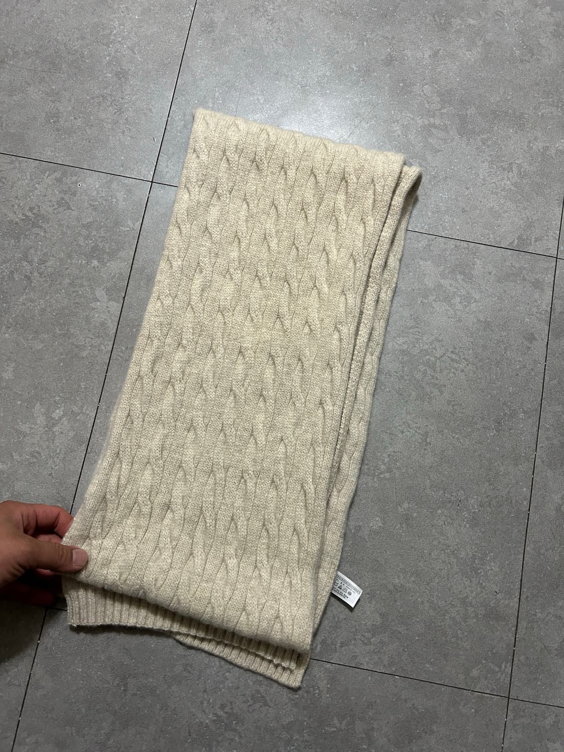 라코스테 아이보리  컬러 케이블 짜임 울 머플러  상품이미지6