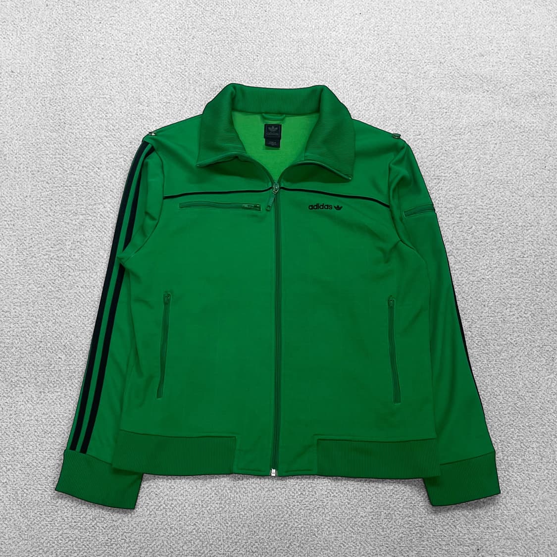 아디다스 00s 바이커 트랙탑 져지 그린 상품이미지1