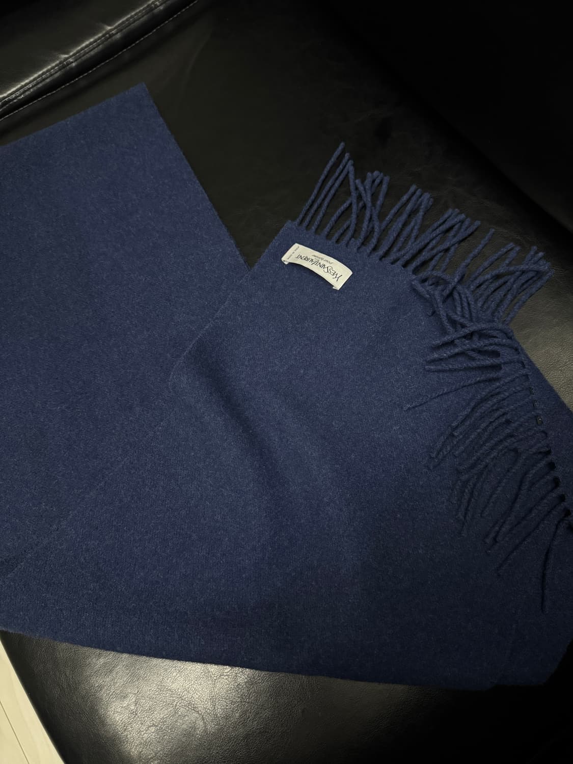 입생로랑 포옴므 퓨어 울 머플러 상품이미지3