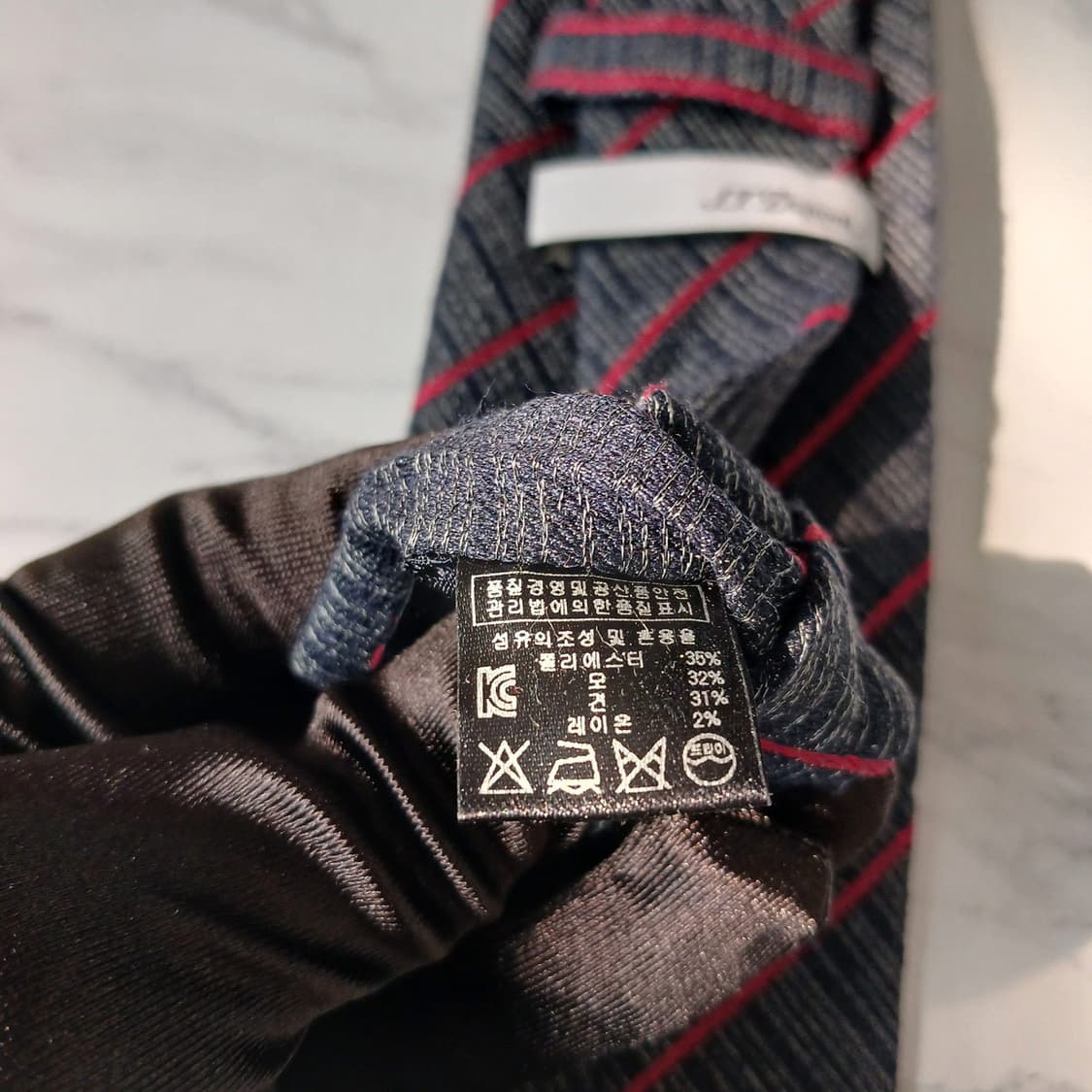 에스.티. 듀퐁 네이비 스트라이프 넥타이 8cm A+등급 E863
 상품이미지10