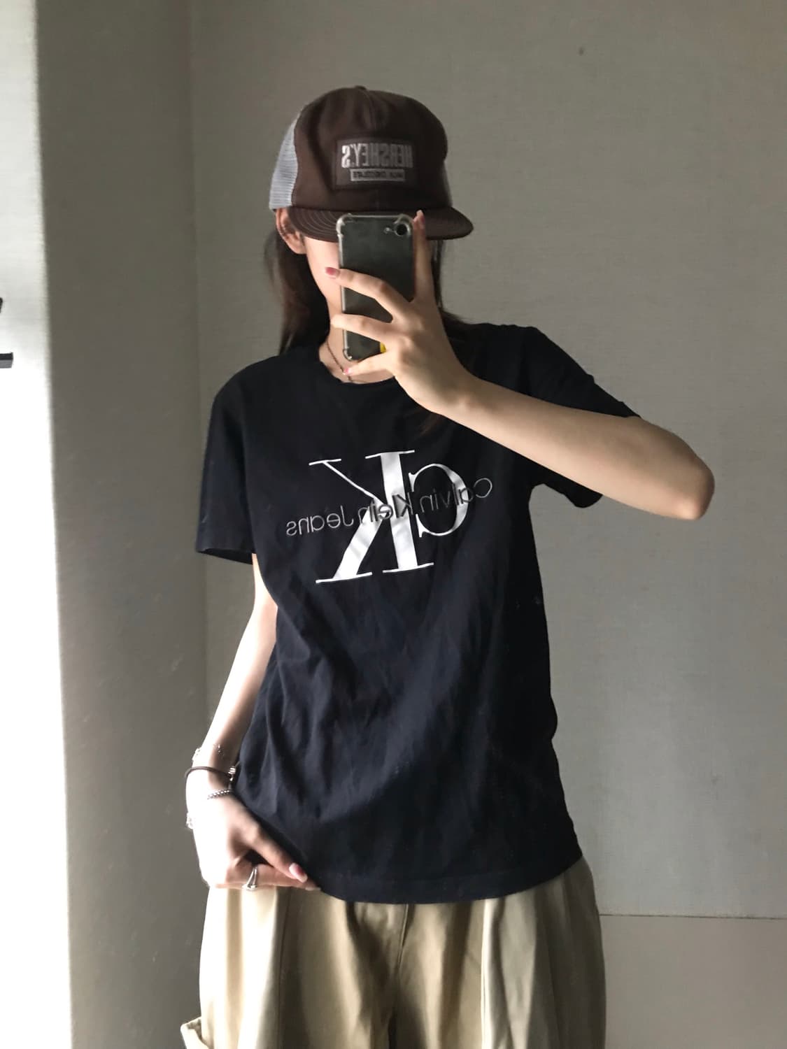 켈빈클라인 블랙 반팔티셔츠 상품이미지4