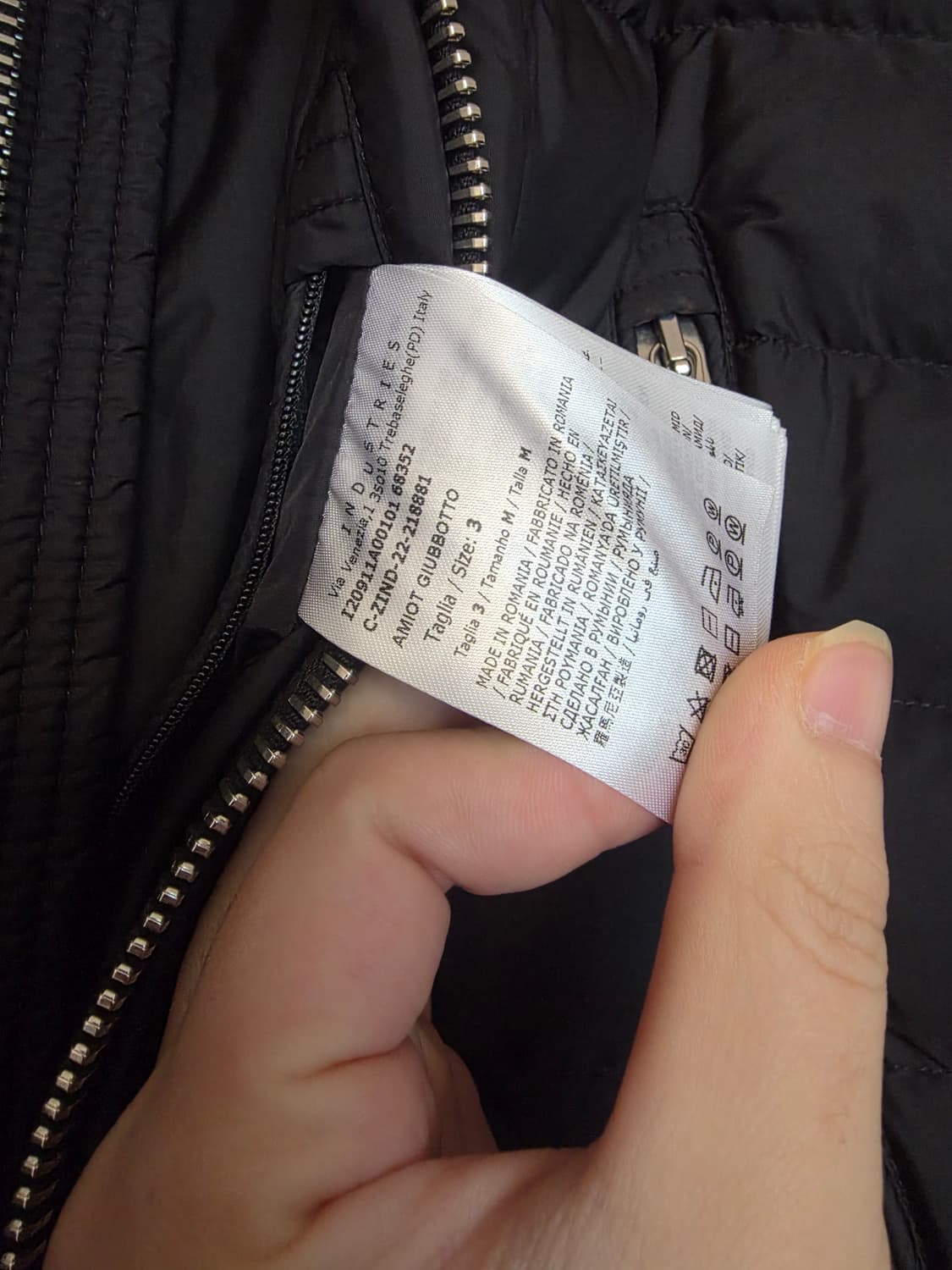 [23년] 몽클레어 아미오 경량 바이크 다운 패딩 3사이즈 상품이미지7