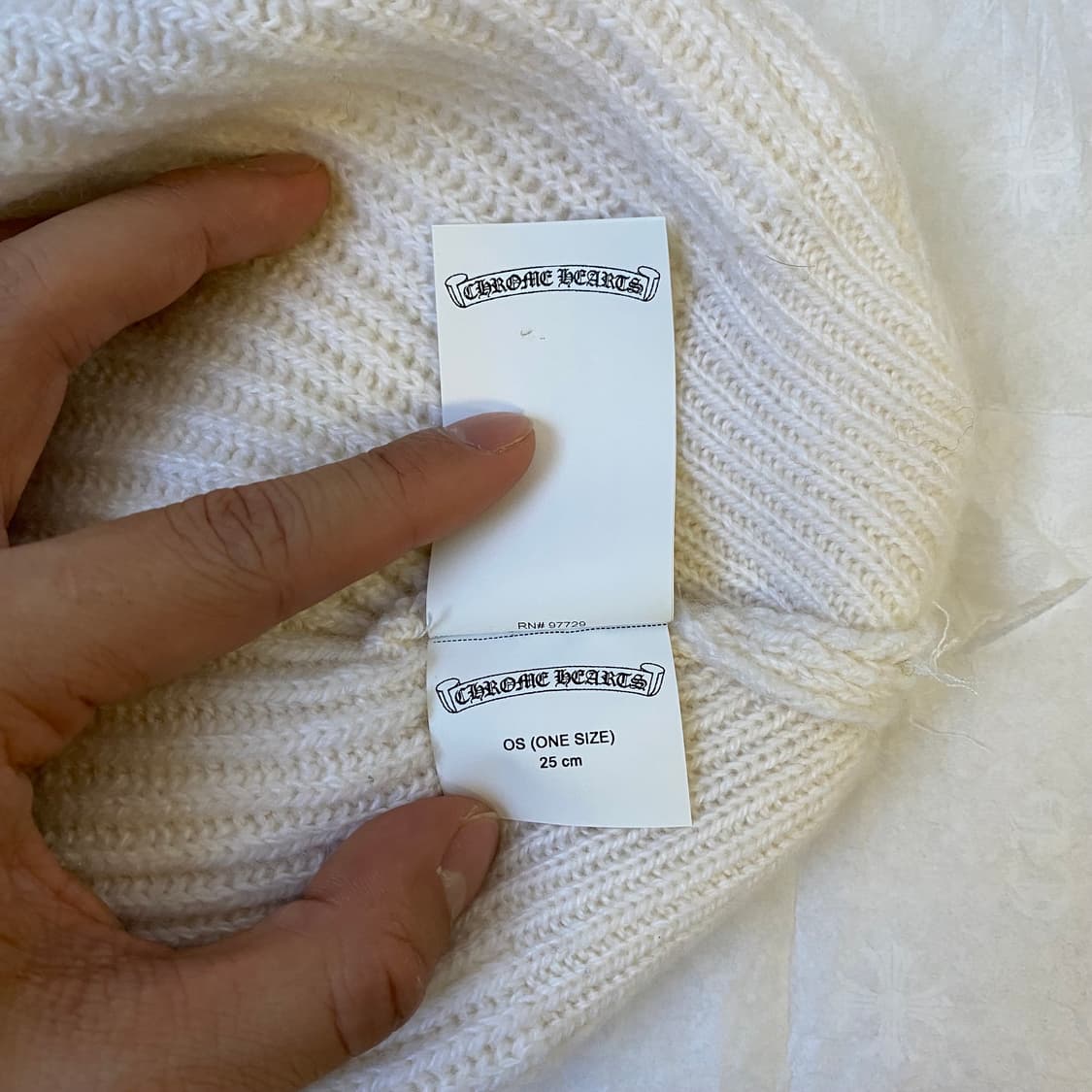 [Free] 크롬하츠 빅 대디 캐시미어 비니 화이트 상품이미지7