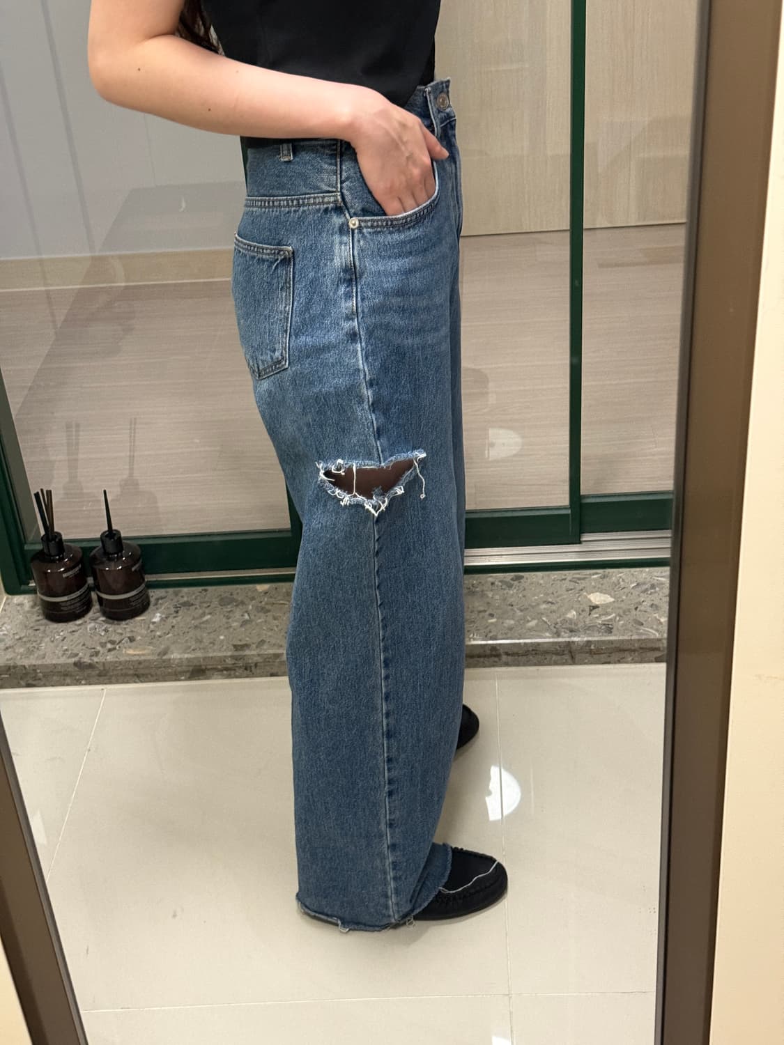 더일마 블랙 반팔티 상품이미지4