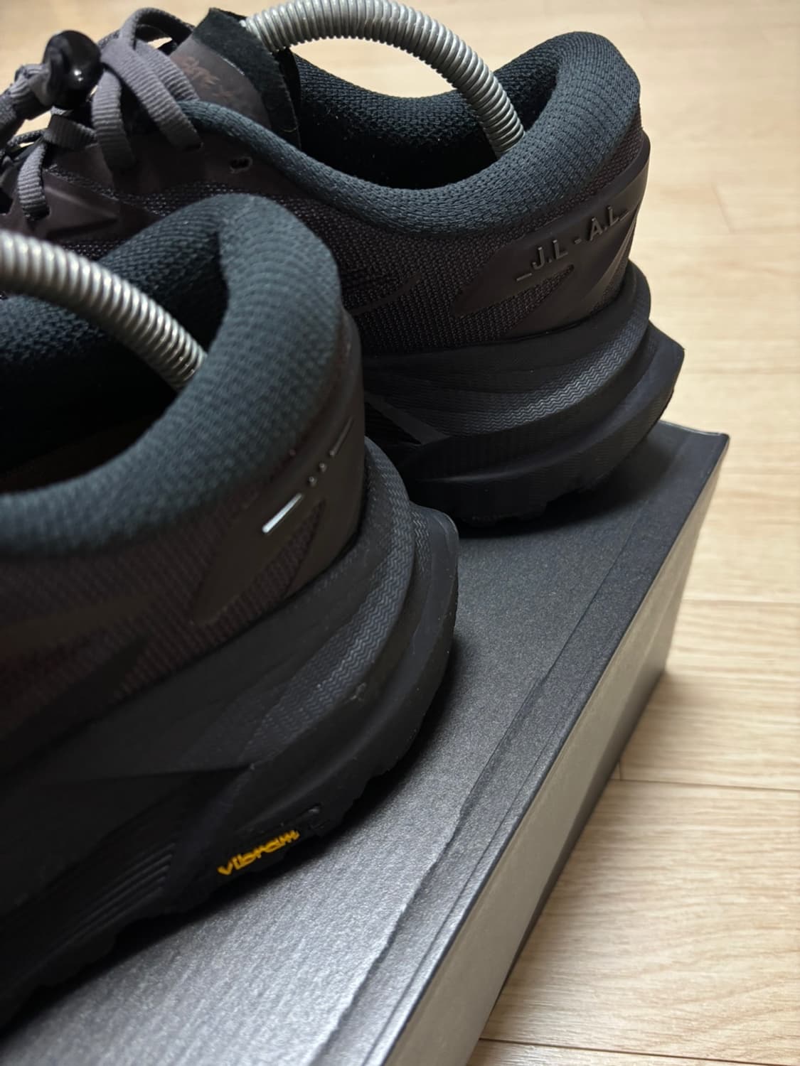 호카 x J.L-A.L 마파테 X 블랙 에스프레소 280 상품이미지3