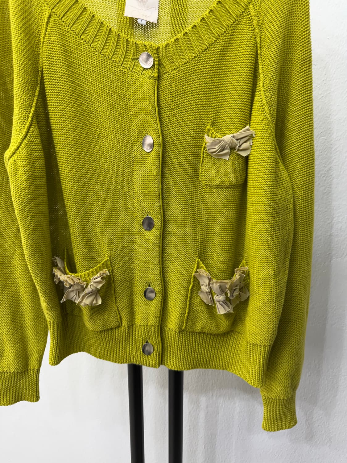 정품) 오즈세컨 한섬 오버핏 리본 장식 니트 가디건 85 상품이미지3