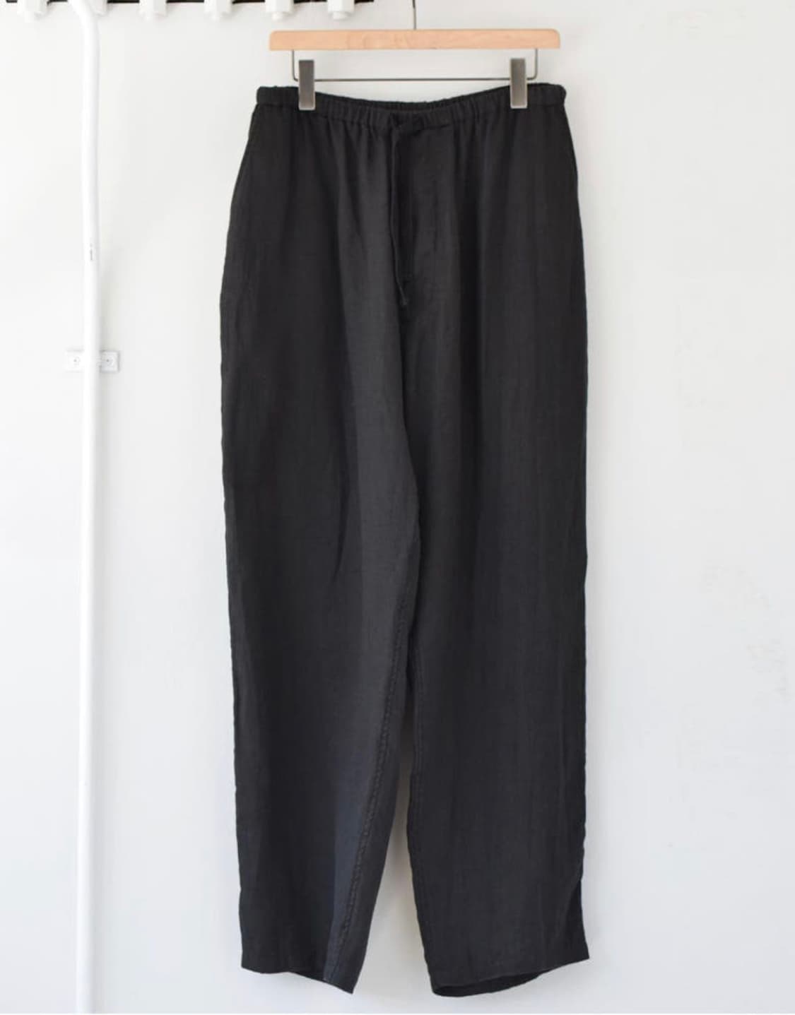 코모리 린넨 더블크로스 드로스트링 팬츠 1사이즈 판매합니다 상품이미지1