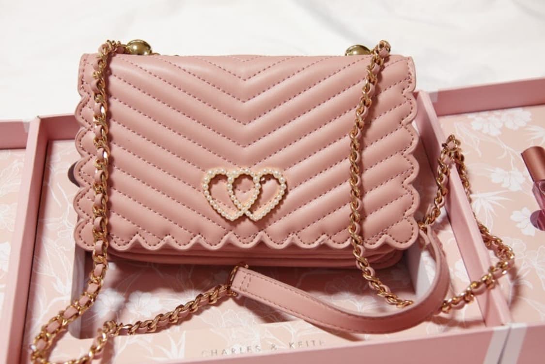 중국 찰스앤키스2020 발렌타인데이 한정판 크로스백 상품이미지1