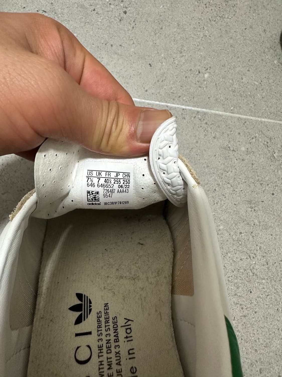 아디다스 X 구찌 가젤 스니커즈 255 상품이미지3