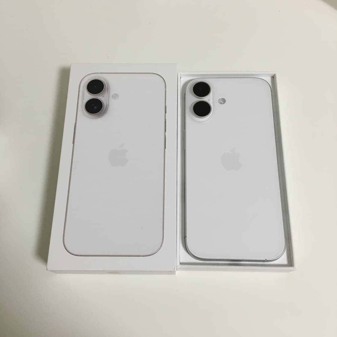 아이폰17 256GB 화이트 상품이미지1