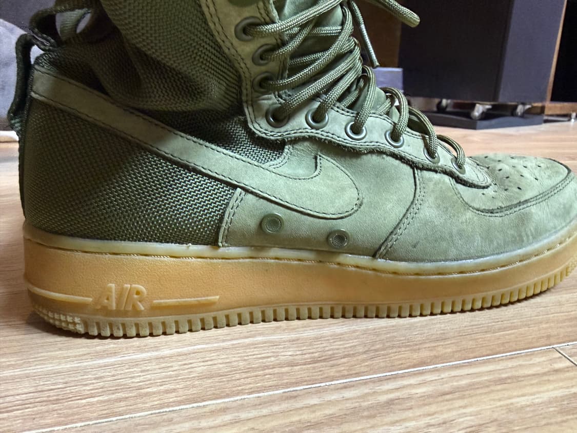 나이키 스페셜필드 에어포스1 하이 270 상품이미지3