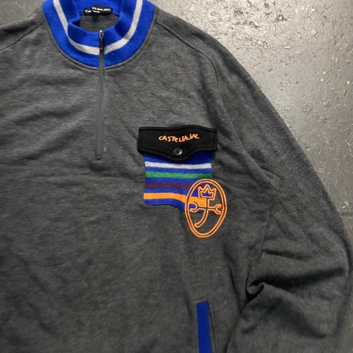 100 까스텔바작 반집업 니트  상품이미지2