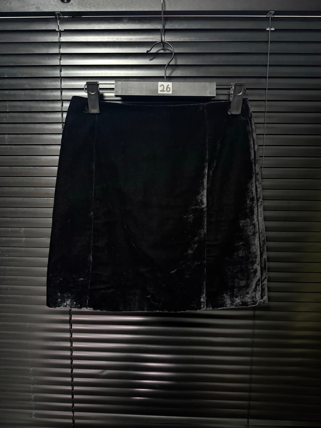 더오픈프로덕트 YY 블랙 벨루어 벨벳 미니 미디 치마 스커트 25 26  상품이미지2
