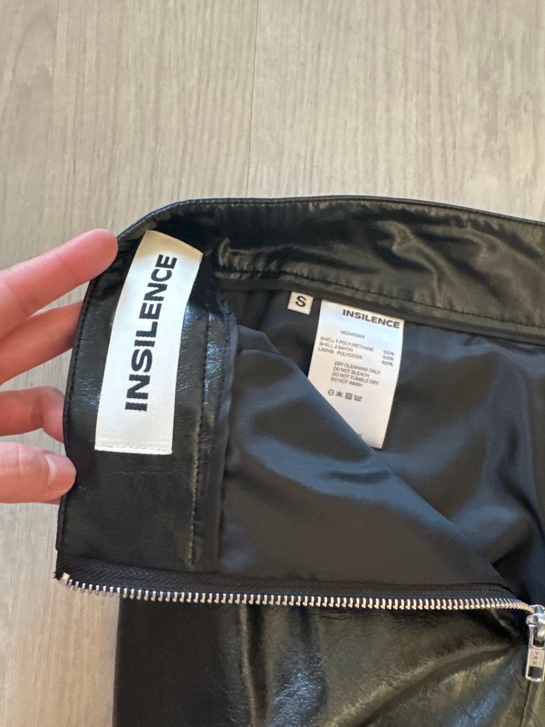 인사일런스 비건레더스커트 상품이미지7