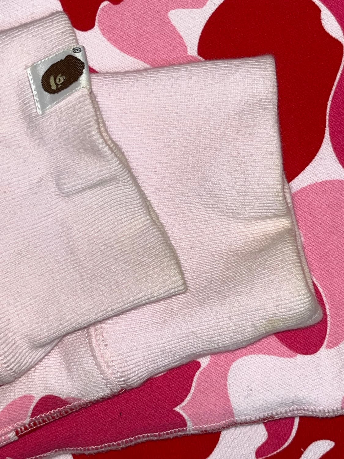 베이프 ASNKA 핑크 맨투맨 상품이미지5