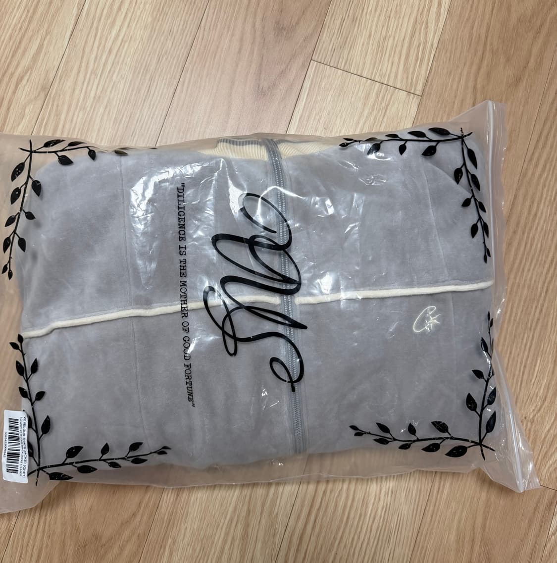 코르테이즈 corteiz velour 벨루어 자켓 그레이  상품이미지2